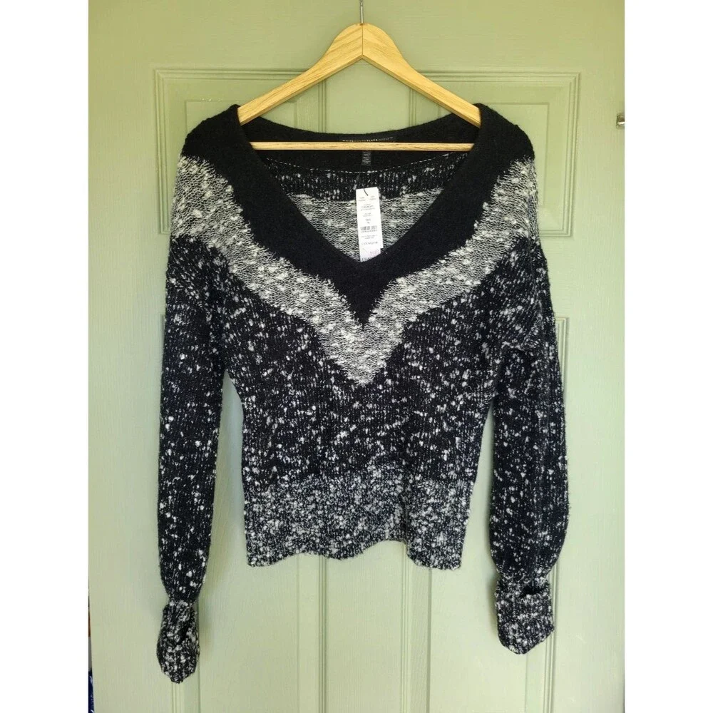 White House Black Market NWT Marled V-Neck Sweater Size S